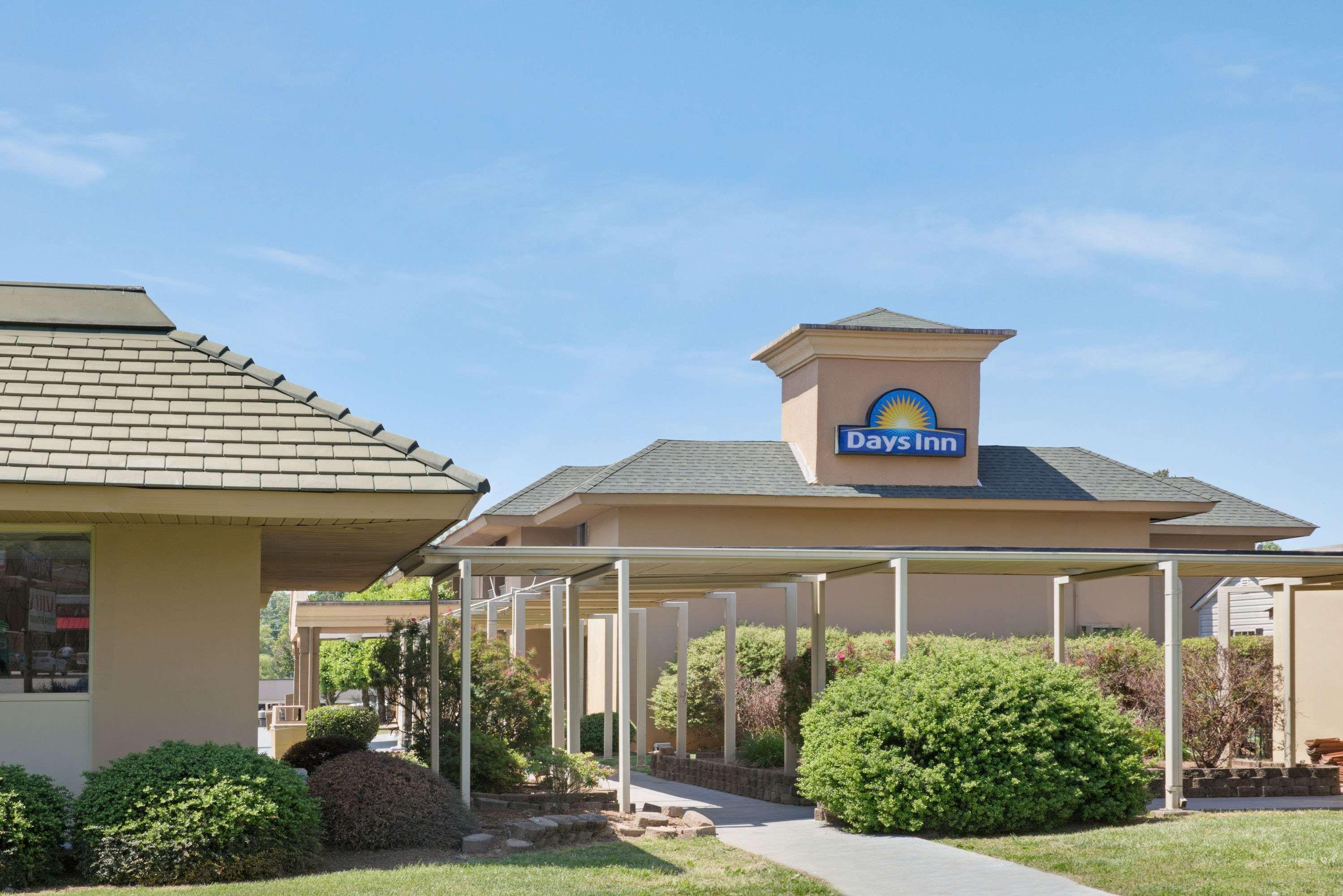 Days Inn By Wyndham Charlotte/Woodlawn Near Carowinds Exteriér fotografie