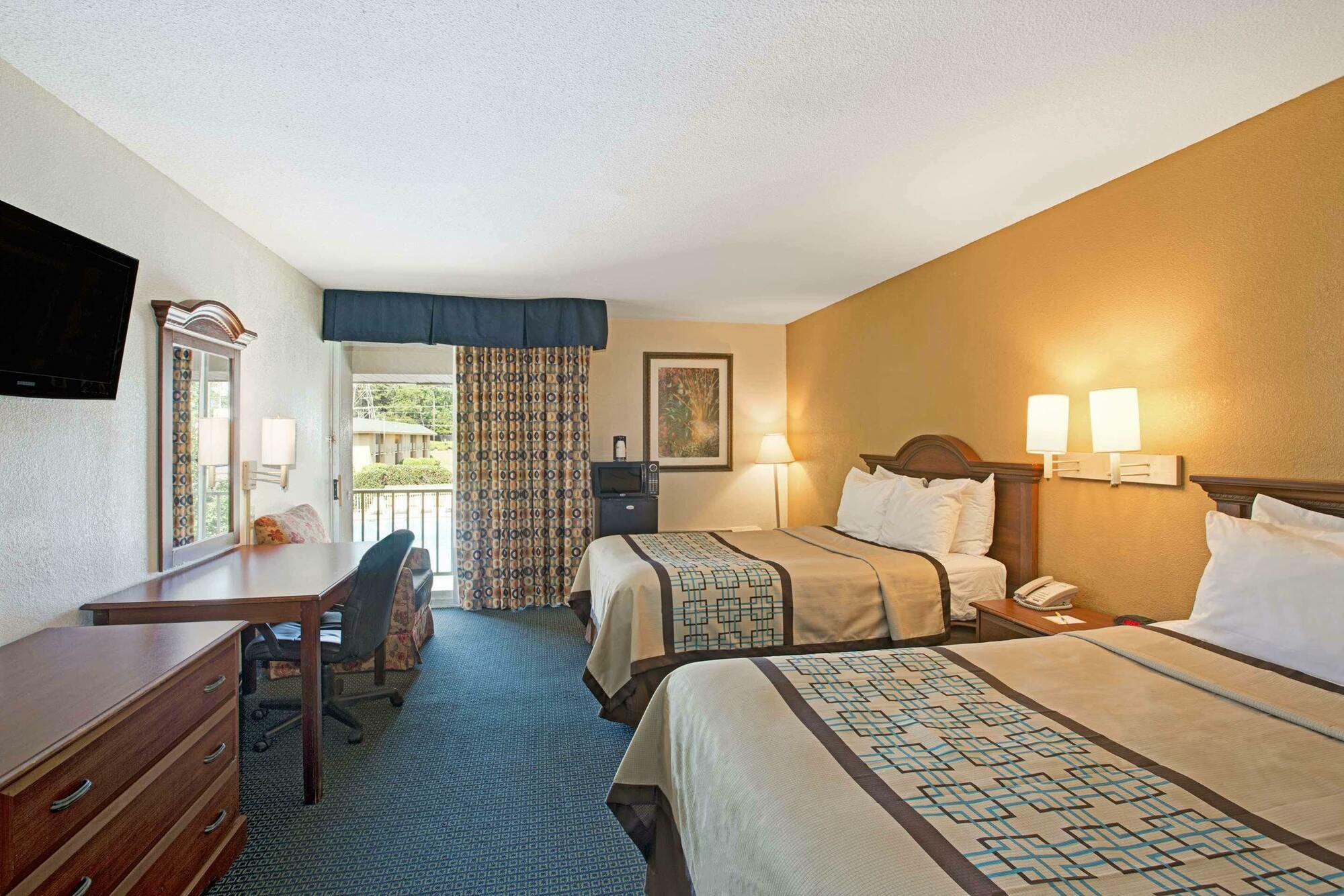 Days Inn By Wyndham Charlotte/Woodlawn Near Carowinds Exteriér fotografie
